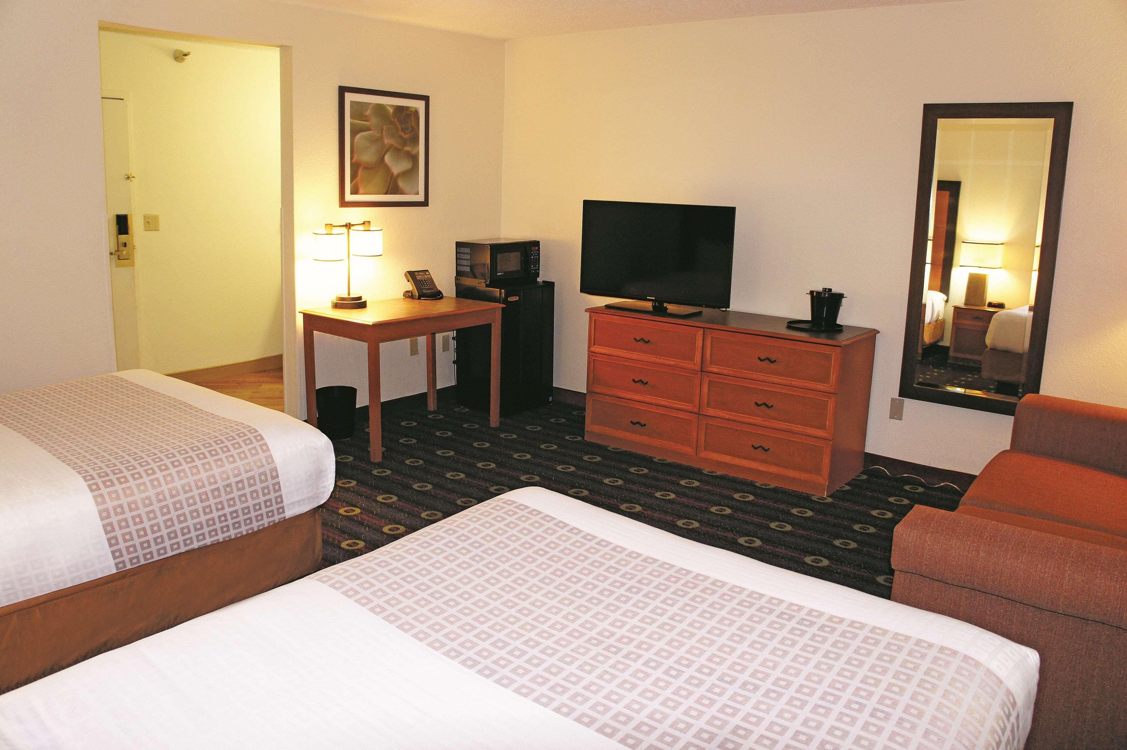 La Quinta Inn By Wyndham Kansas City North North Kansas City Luaran gambar