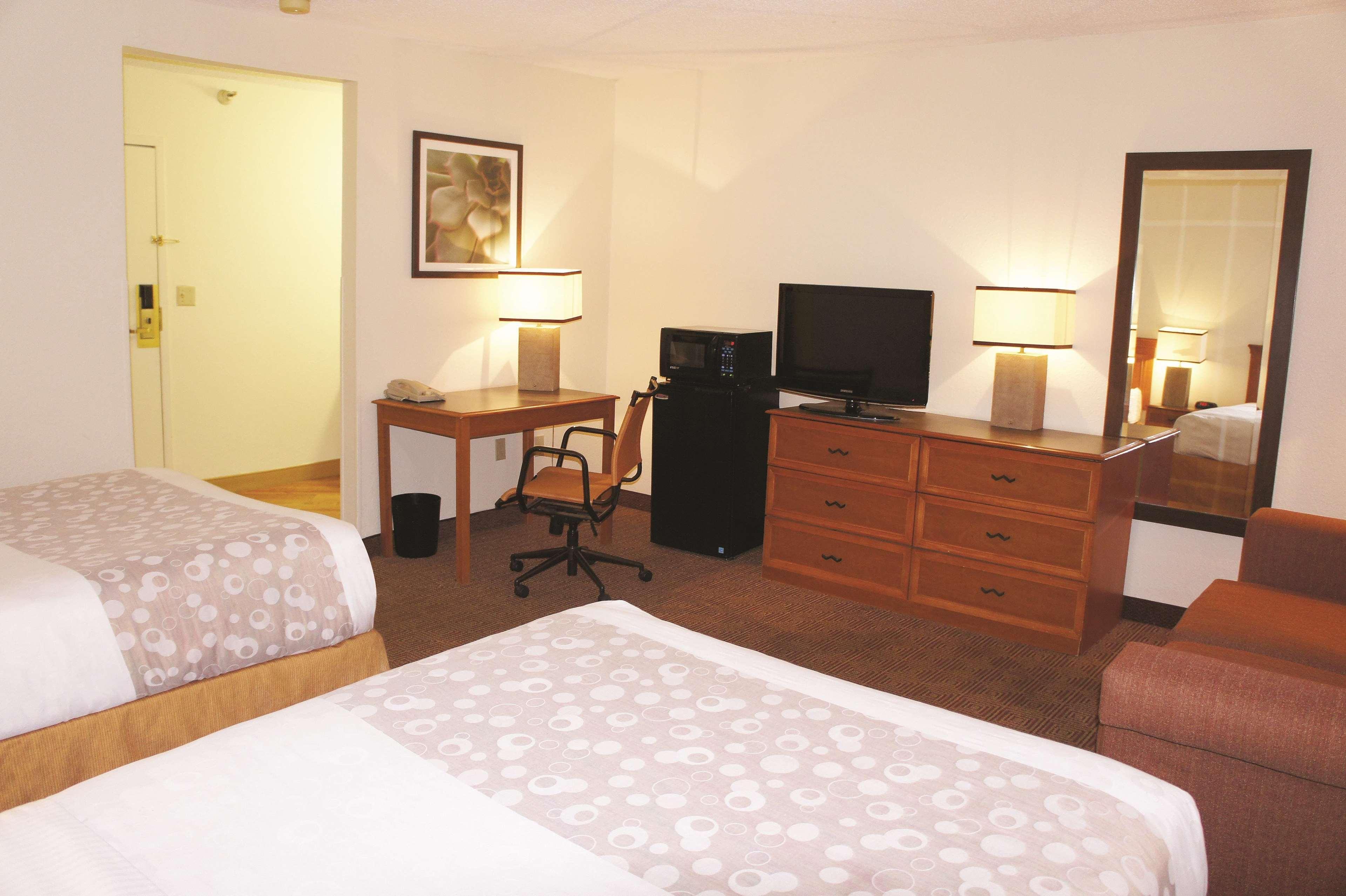 La Quinta Inn By Wyndham Kansas City North North Kansas City Luaran gambar